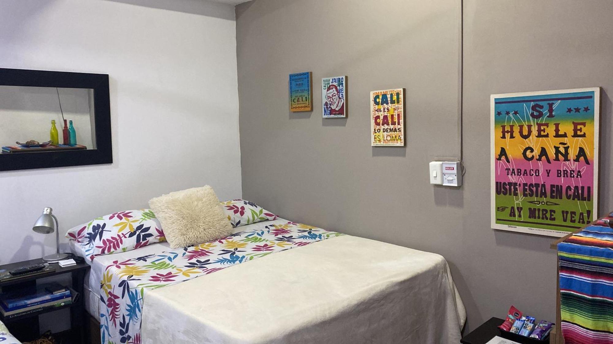 Apartarstudio Muy Bien Ubicado, Cercano A Todo!! Cali Bagian luar foto