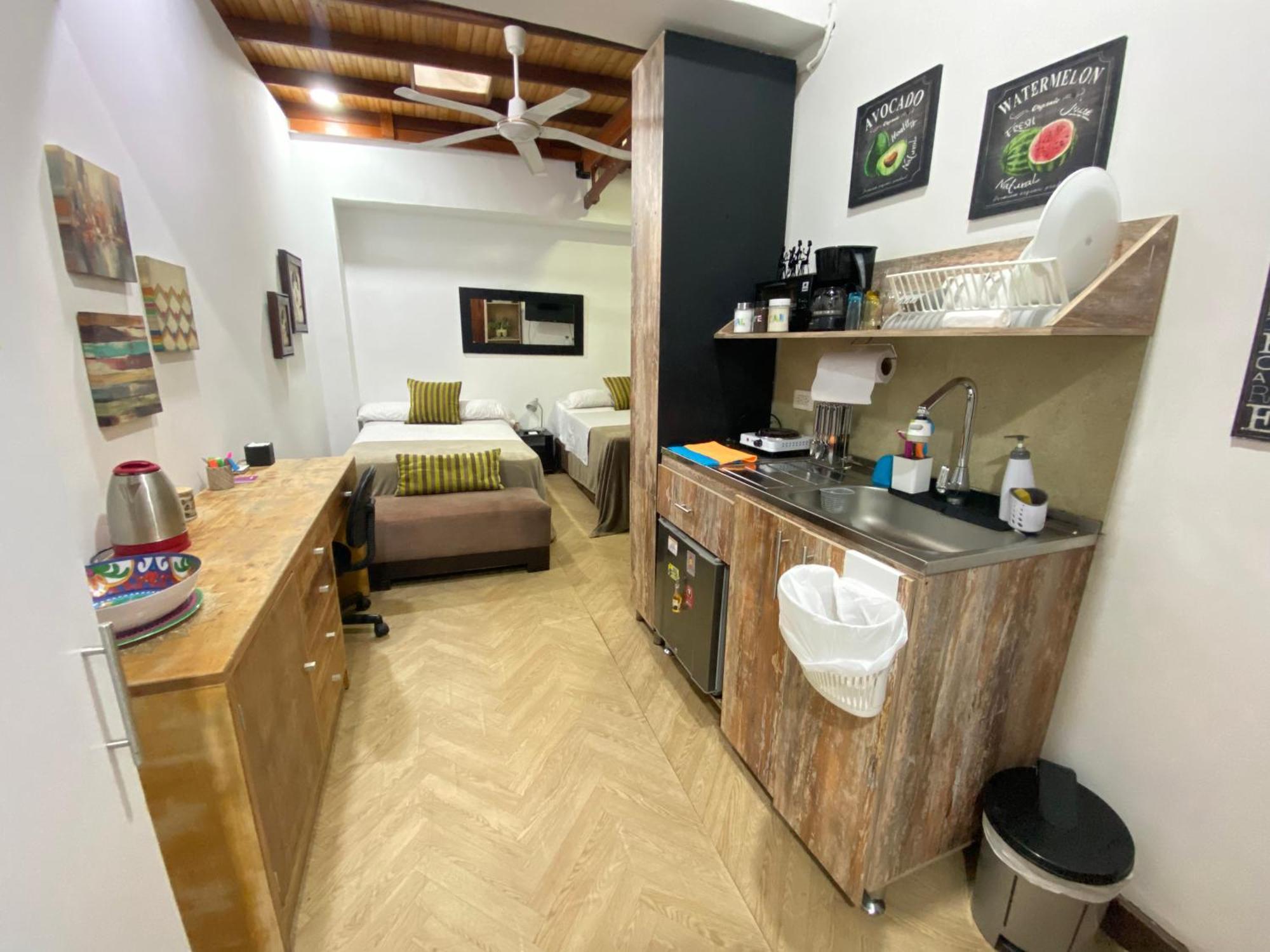 Apartarstudio Muy Bien Ubicado, Cercano A Todo!! Cali Bagian luar foto